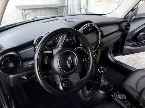 2017 MINI Hardtop 2 Door Cooper