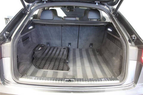 2022 Audi RS Q8 4.0T quattro