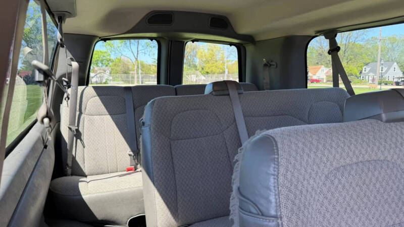 2017 Chevrolet Express LT 3500