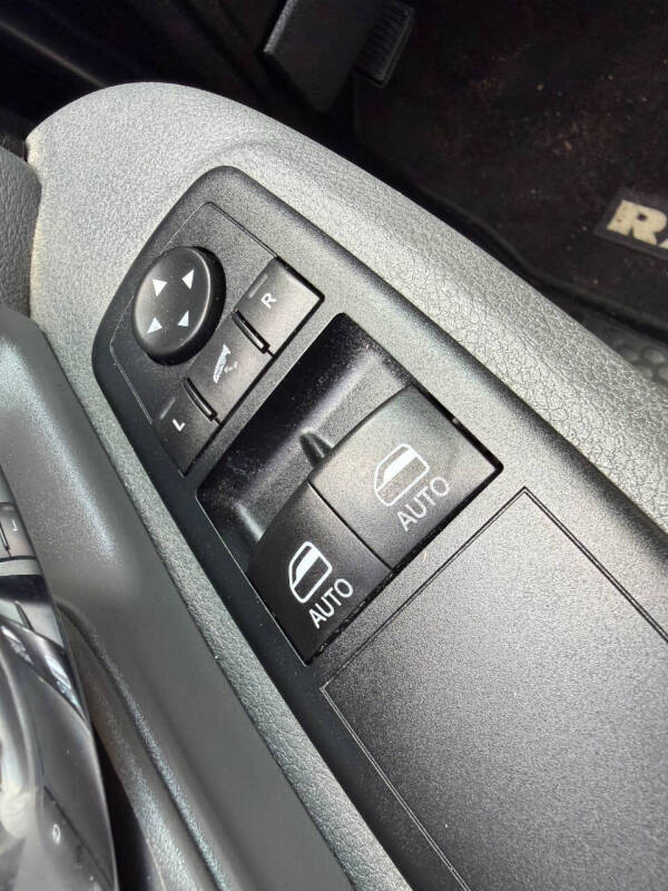 2016 RAM 1500 Big Horn