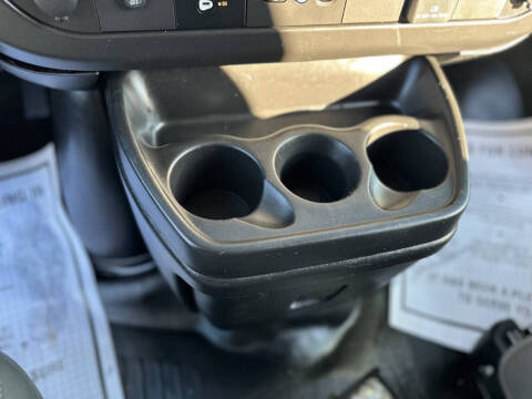 2023 Chevrolet Express 2500