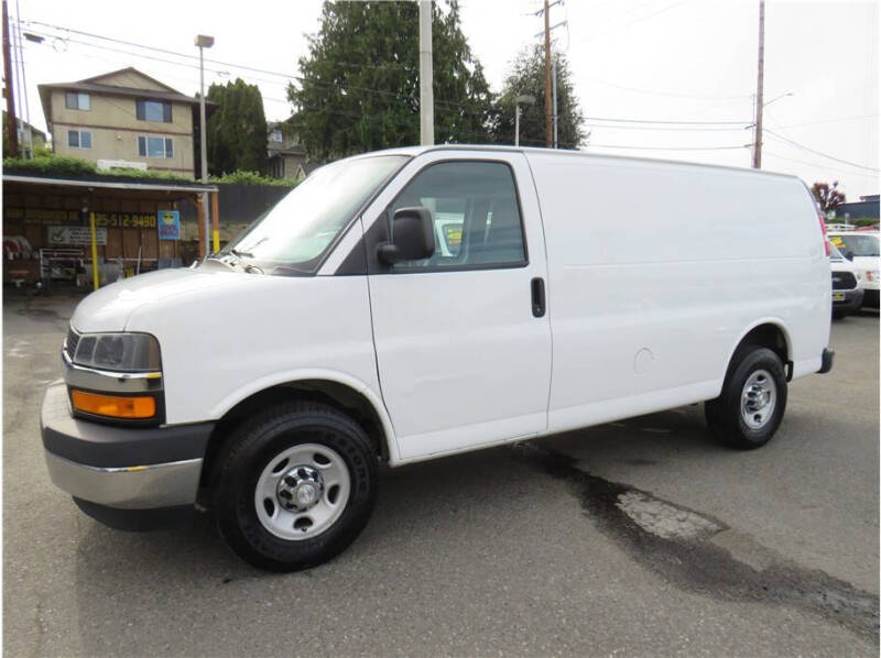 2017 Chevrolet Express 2500