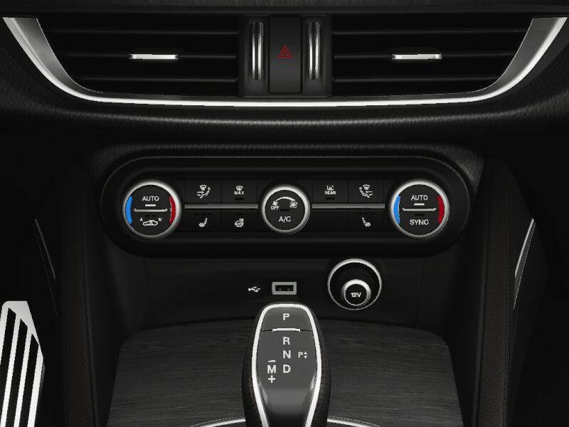 2025 Alfa Romeo Stelvio Intensa