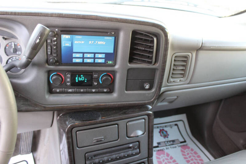 2005 GMC Yukon Denali