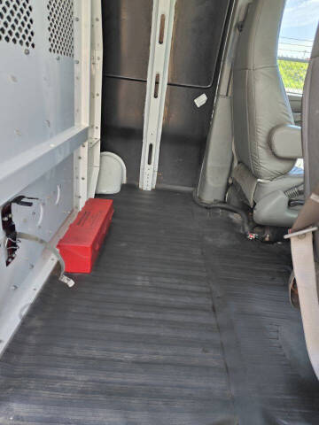 2017 Chevrolet Express 2500