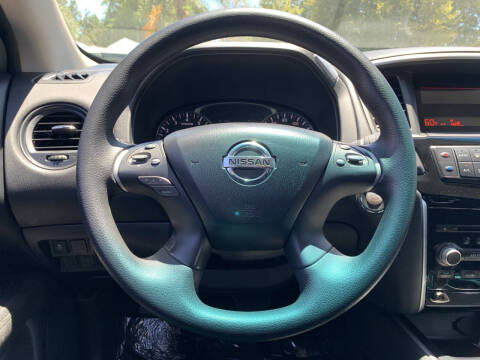 2014 Nissan Pathfinder S