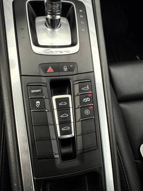 2012 Porsche 911 Carrera