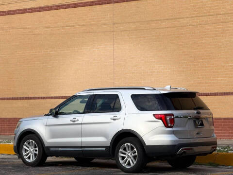 2016 Ford Explorer