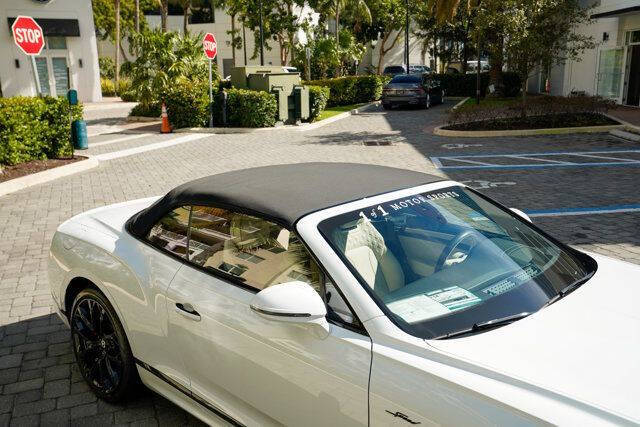 2024 Bentley Continental