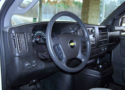 2017 Chevrolet Express LT 2500