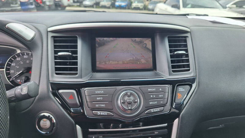 2014 Nissan Pathfinder S