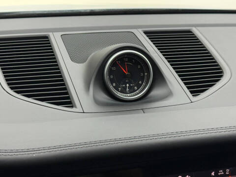 2020 Porsche Macan S