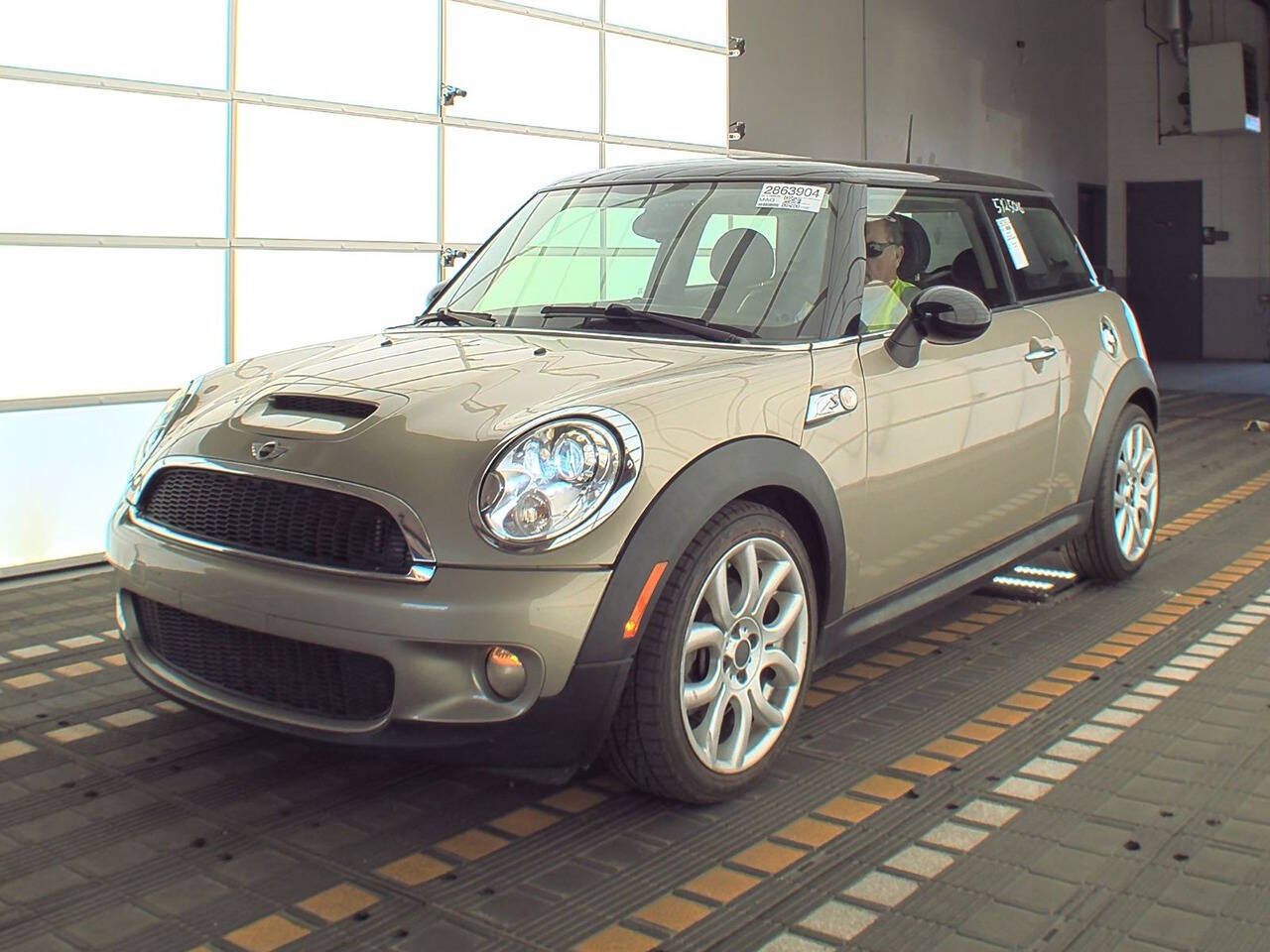 2010 MINI Cooper for sale at LUXURY IMPORTS AUTO SALES INC in Ham Lake, MN