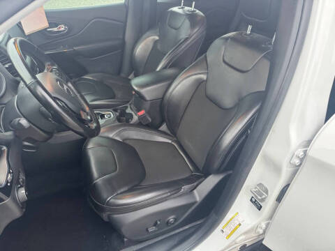 2021 Jeep Cherokee Latitude Plus