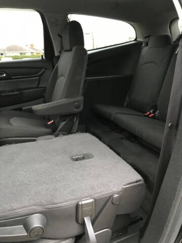 2017 Chevrolet Traverse LT