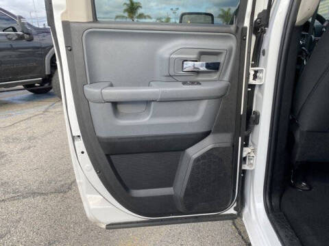 2024 RAM 1500 Classic SLT