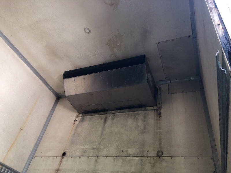 2005 Freightliner M2 106