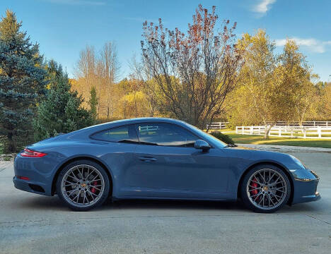 2017 Porsche 911 Carrera 4S