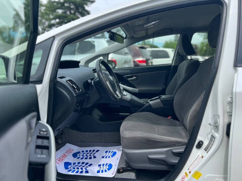 2015 Toyota Prius Three