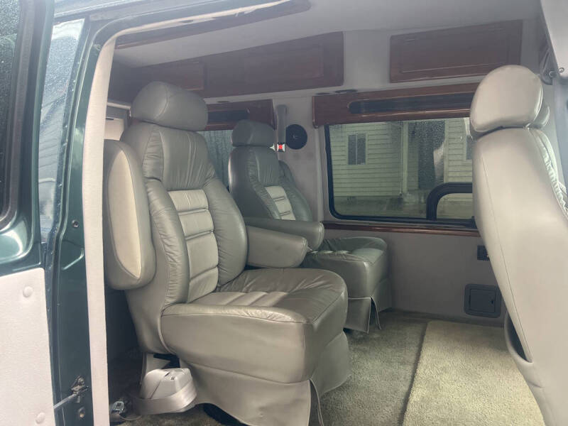 2002 Dodge Ram Van 1500