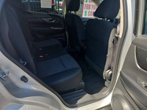 2017 Nissan Rogue SV