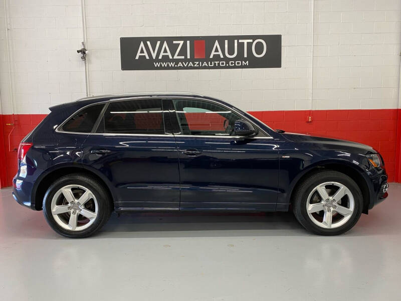 2011 Audi Q5 for sale at AVAZI AUTO GROUP LLC in Gaithersburg MD