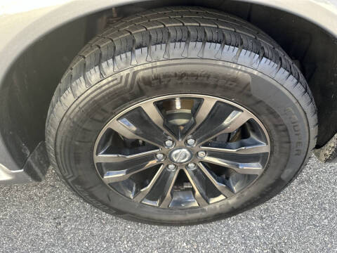 2017 Nissan Armada Platinum