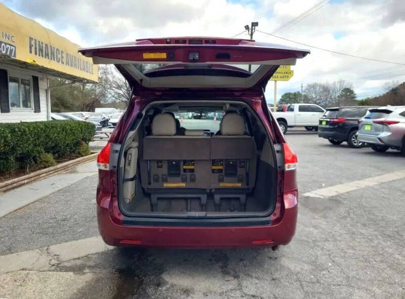 2012 Toyota Sienna Limited 7-Passenger