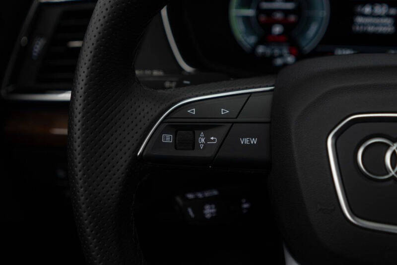 2024 Audi Q5 e quattro S line Prestg 55 TFSI