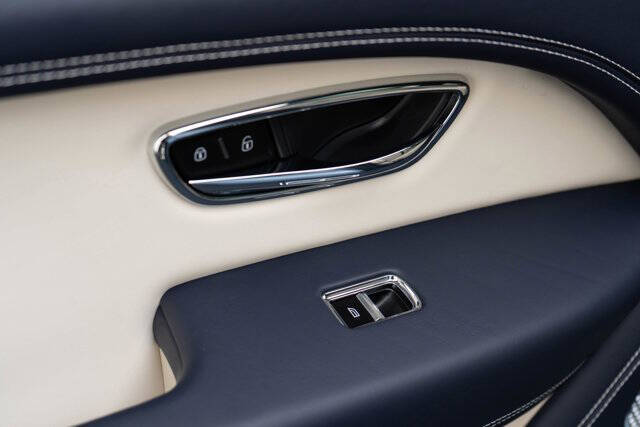 2023 Bentley Bentayga 30