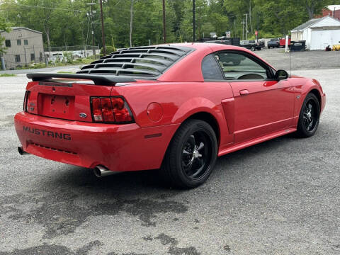 2002 Ford Mustang GT Deluxe