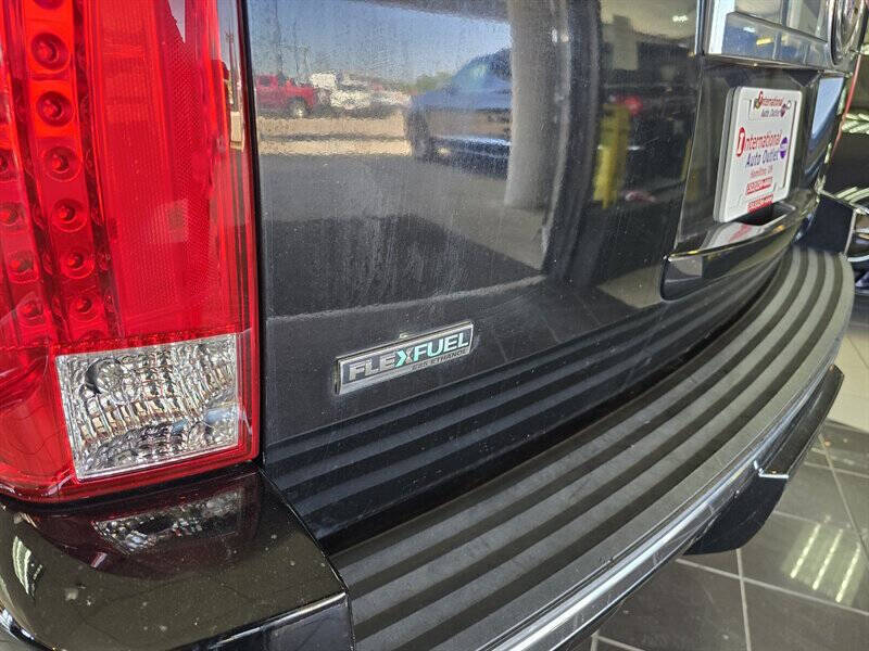 2011 Cadillac Escalade ESV Luxury