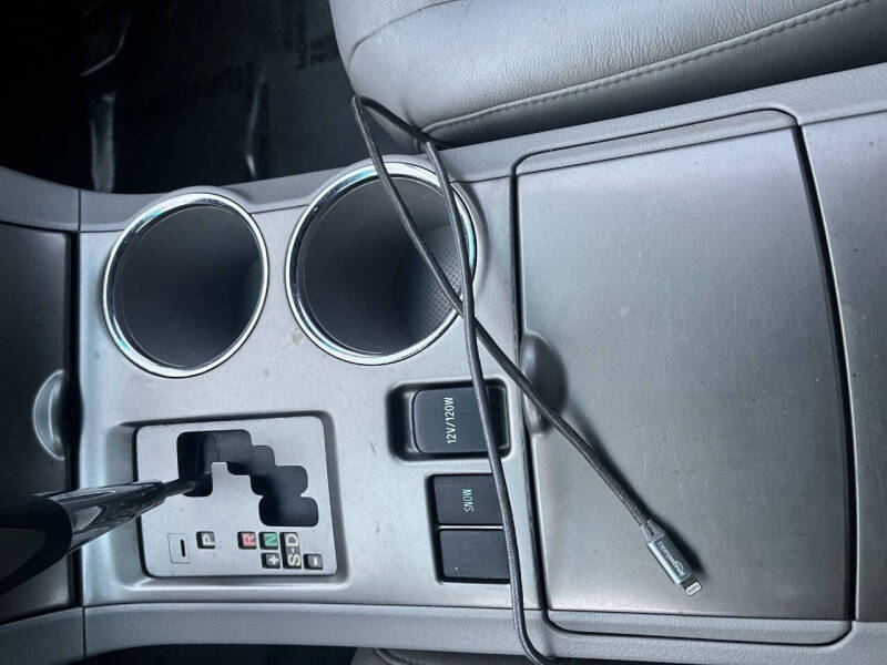 2008 Toyota Highlander Sport