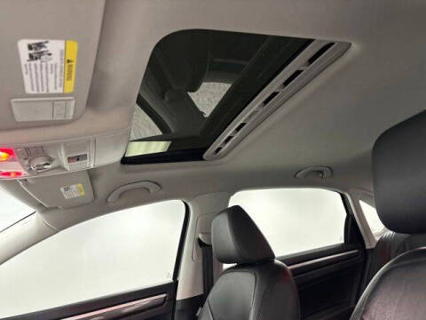 2016 Volkswagen Passat 1.8T SEL Premium