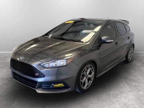 2017 Ford Focus ST