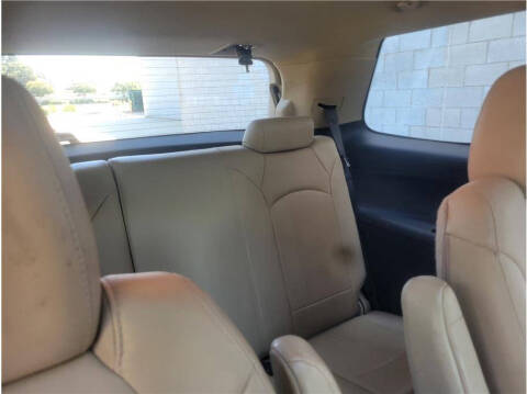 2011 GMC Acadia Denali