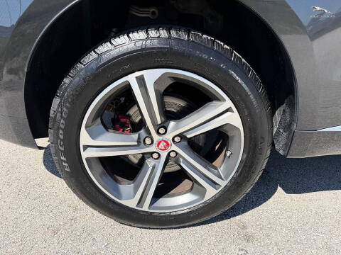 2018 Jaguar F-PACE S