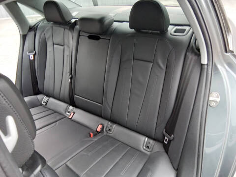 2017 Audi A4 2.0T quattro Premium