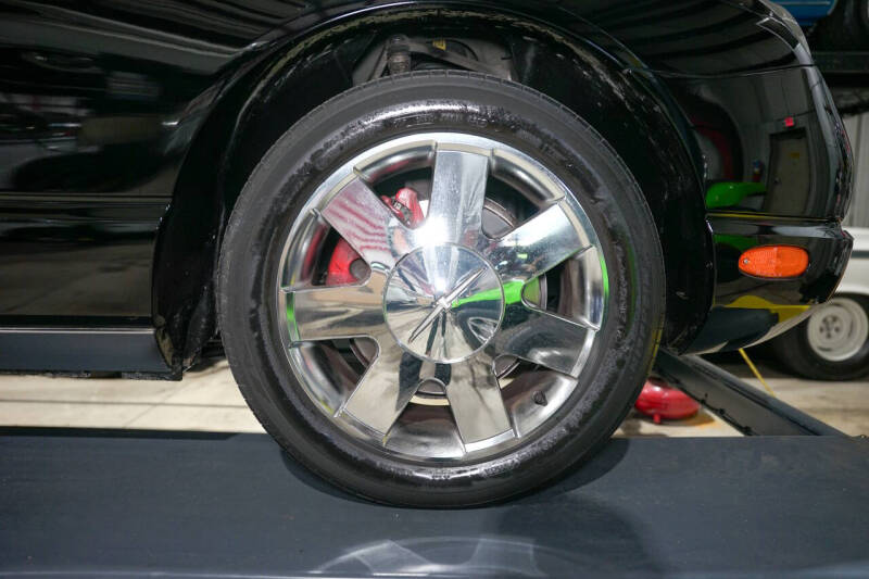 2002 Ford Thunderbird Deluxe