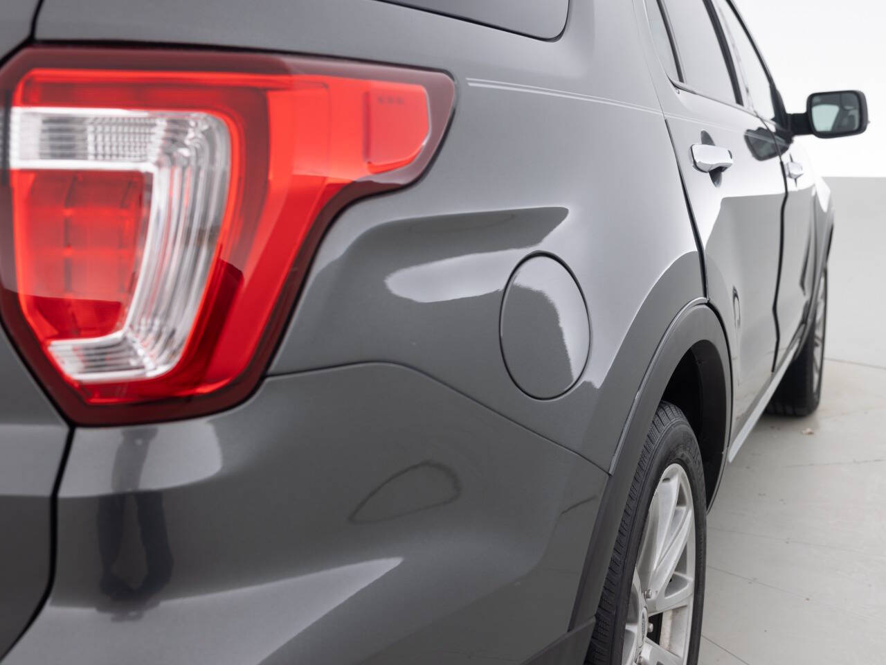 Used Car 2016 Ford Explorer  Limited Awd 4dr Suv For Sale Under $15,000 In Coal City, Illinois