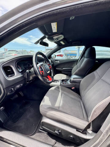 2019 Dodge Charger SXT