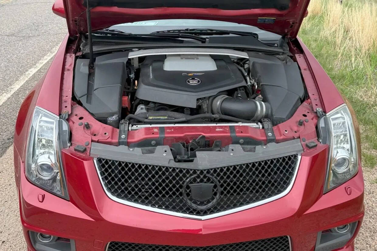 2009 Cadillac CTS-V 5