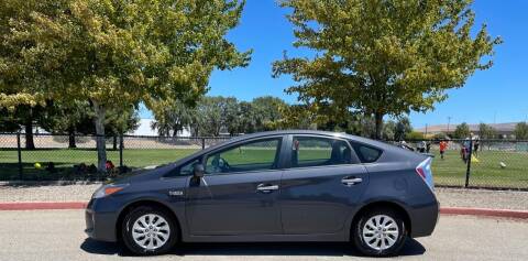 2014 Toyota Prius Plug-in Hybrid for sale at California Diversified Venture in Livermore CA