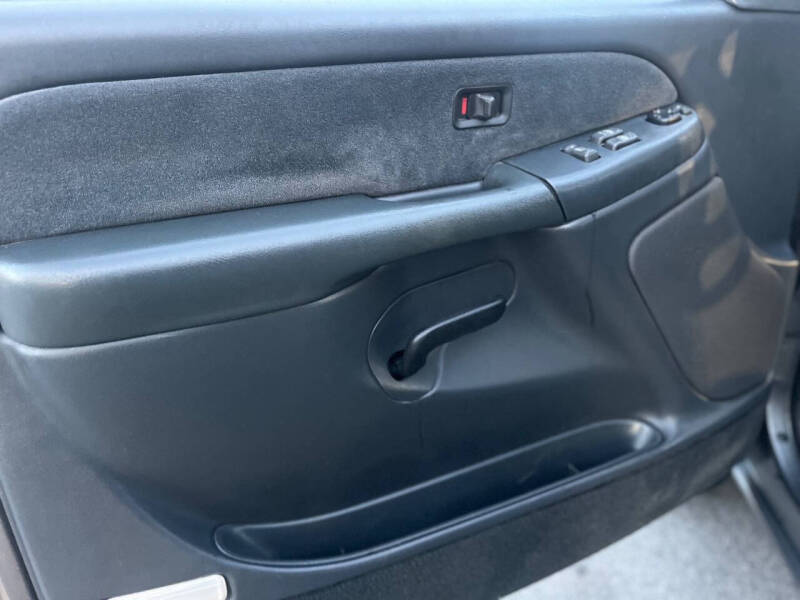 2000 Chevrolet Silverado 1500 LS