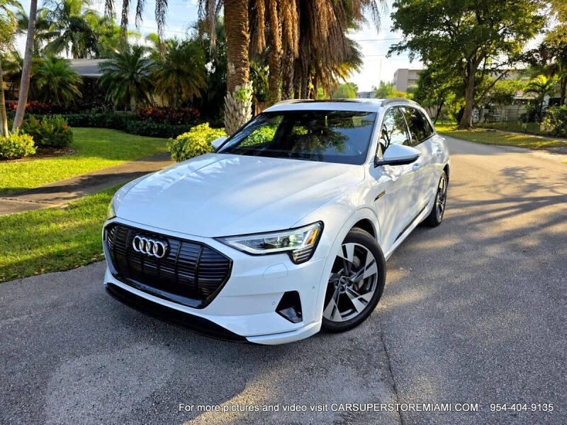 2021 Audi e-tron quattro Premium