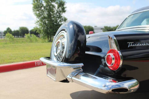 1956 Ford Thunderbird