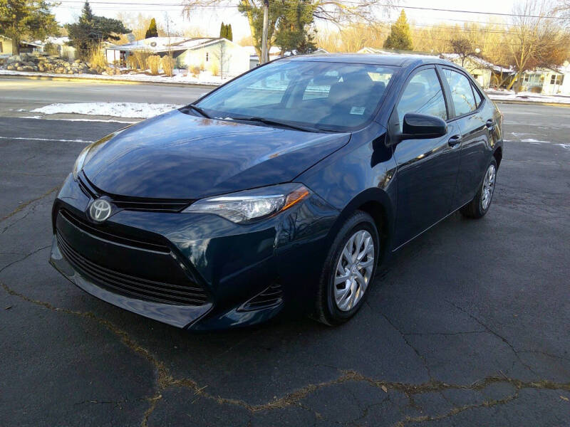 2017 Toyota Corolla for sale at Triangle Auto Sales in Elgin IL