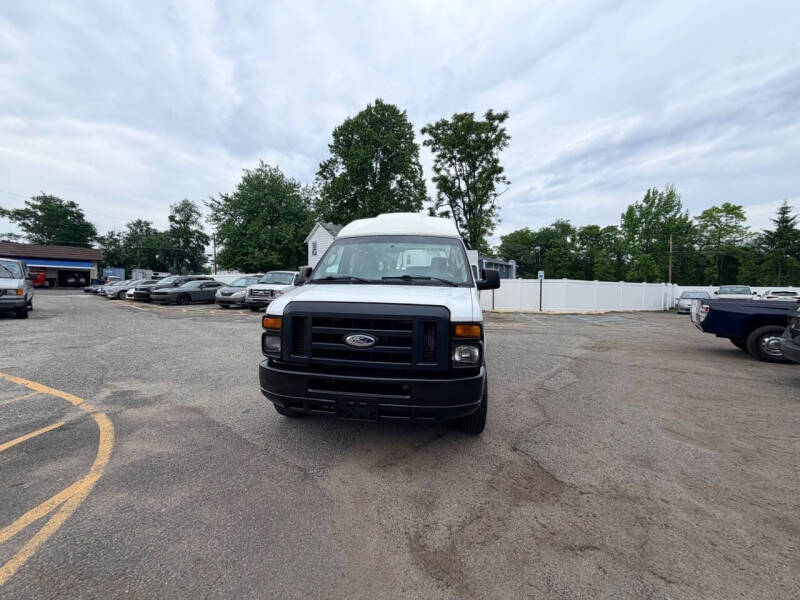 2014 Ford E-Series