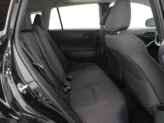 2025 Toyota Corolla Cross LE