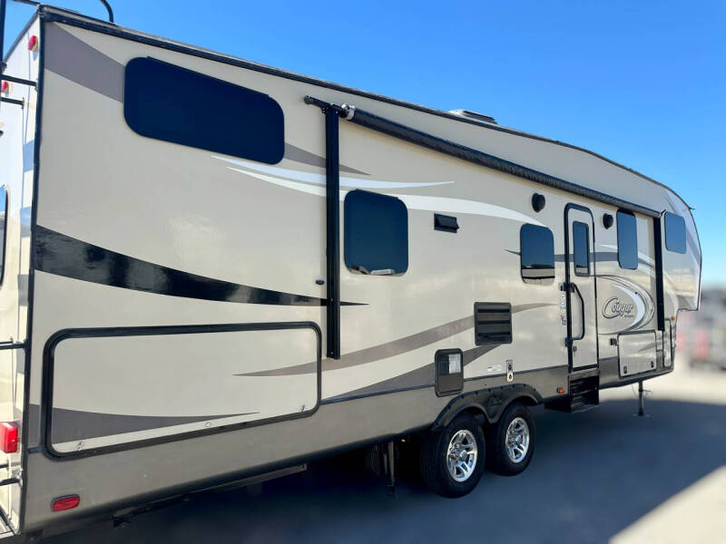 2017 Keystone RV COUGAR 284RDBWE
